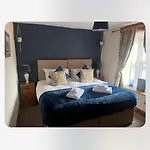 The Black Bull At Nateby 4*