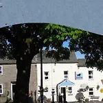 Kro The Black Bull At Nateby 4*